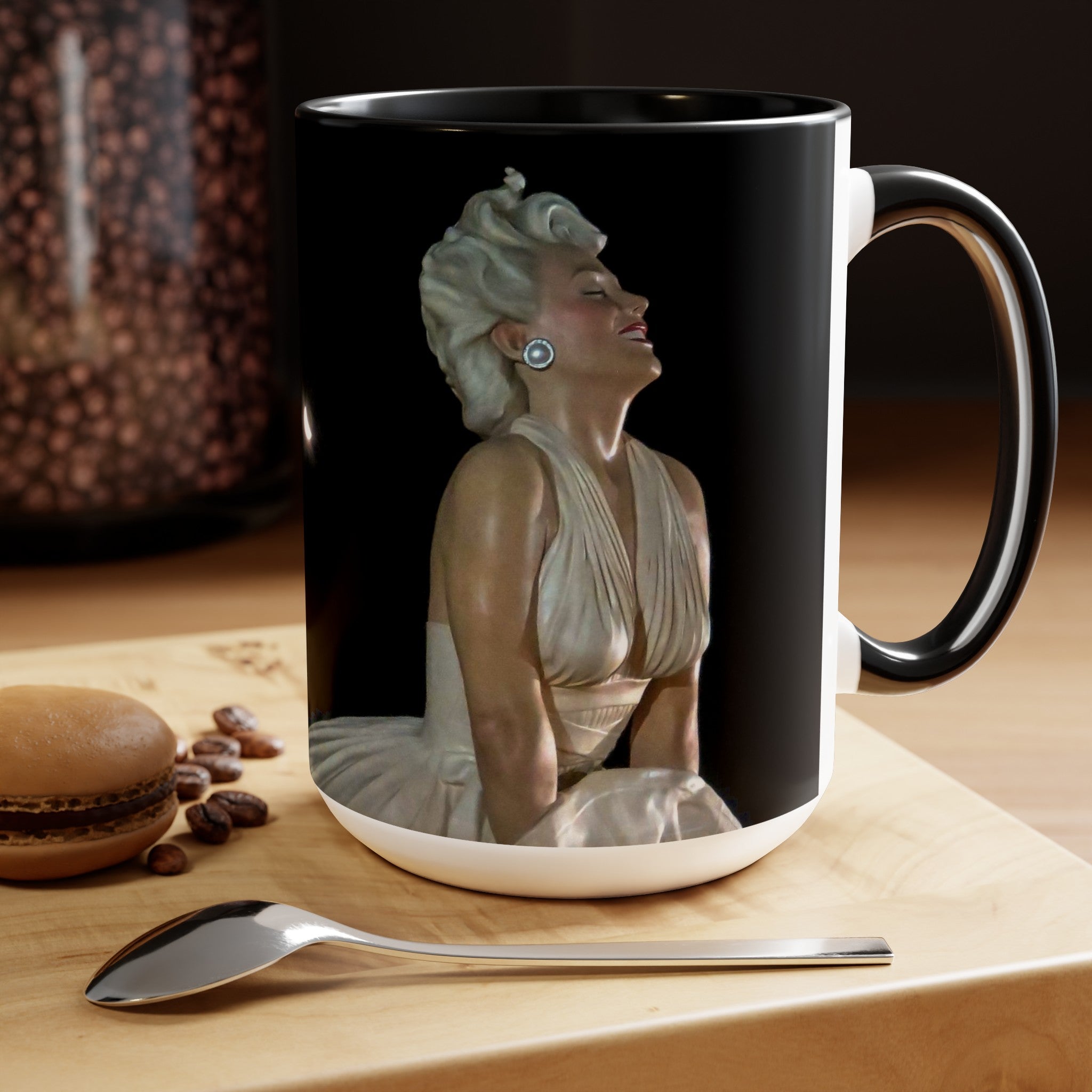 Marilyn Monroe Statue Mug on Cutting Board